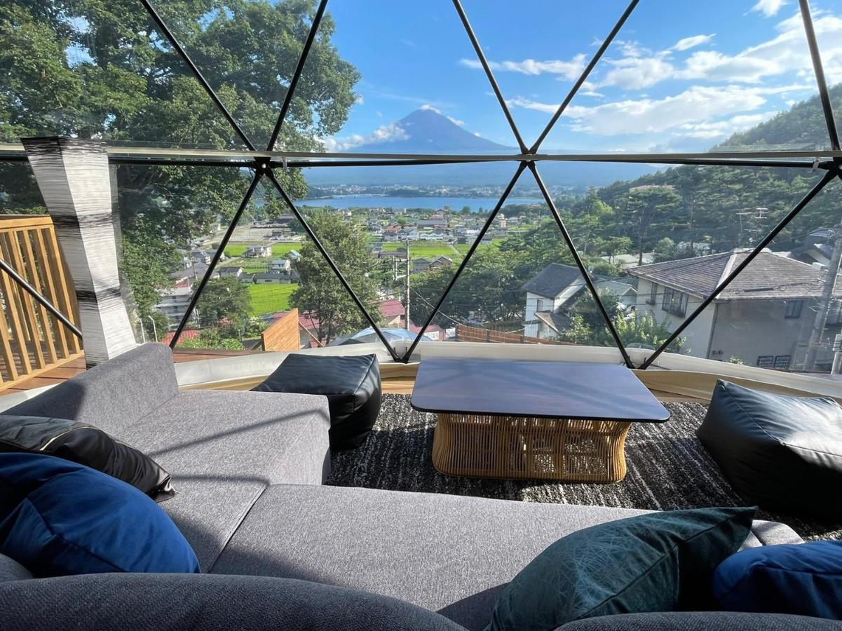 Mt.Fujiグランピングテラス　嶺乃華 Hotell Fujikawaguchiko Exteriör bild
