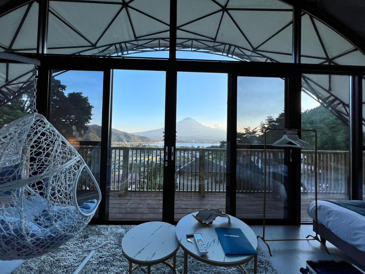 Mt.Fujiグランピングテラス　嶺乃華 Hotell Fujikawaguchiko Exteriör bild