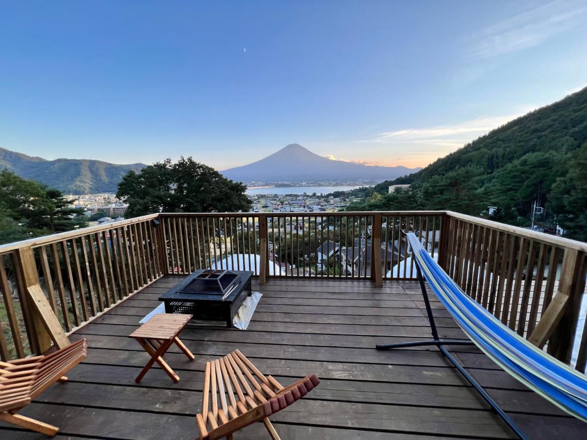 Mt.Fujiグランピングテラス　嶺乃華 Hotell Fujikawaguchiko Exteriör bild