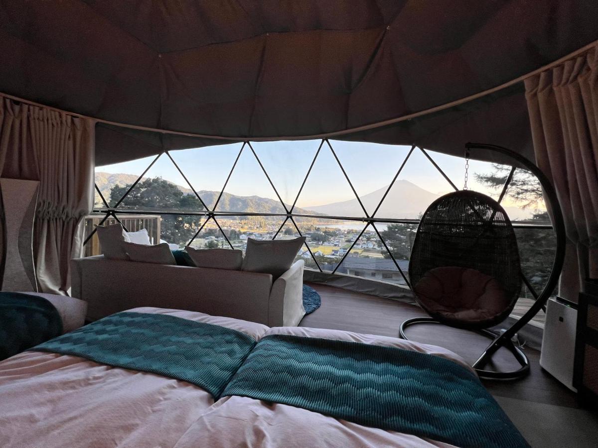 Mt.Fujiグランピングテラス　嶺乃華 Hotell Fujikawaguchiko Exteriör bild