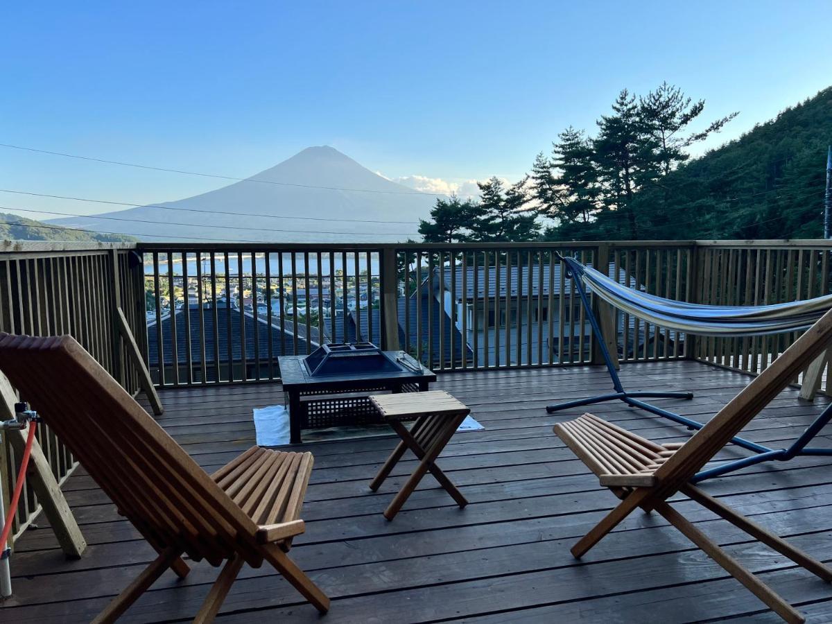 Mt.Fujiグランピングテラス　嶺乃華 Hotell Fujikawaguchiko Exteriör bild
