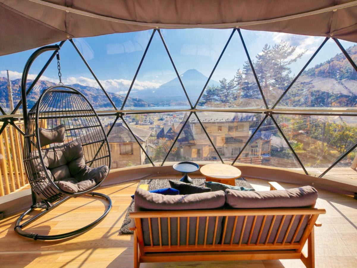 Mt.Fujiグランピングテラス　嶺乃華 Hotell Fujikawaguchiko Exteriör bild